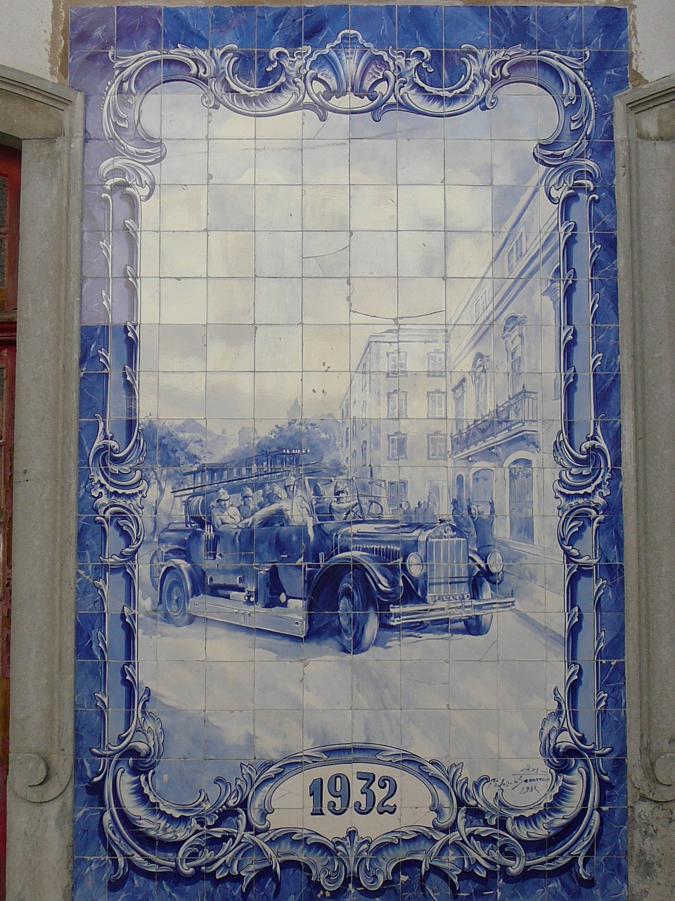Azambula - Santarèm Azulejos sur l'ancien bâtiment des pompiers 