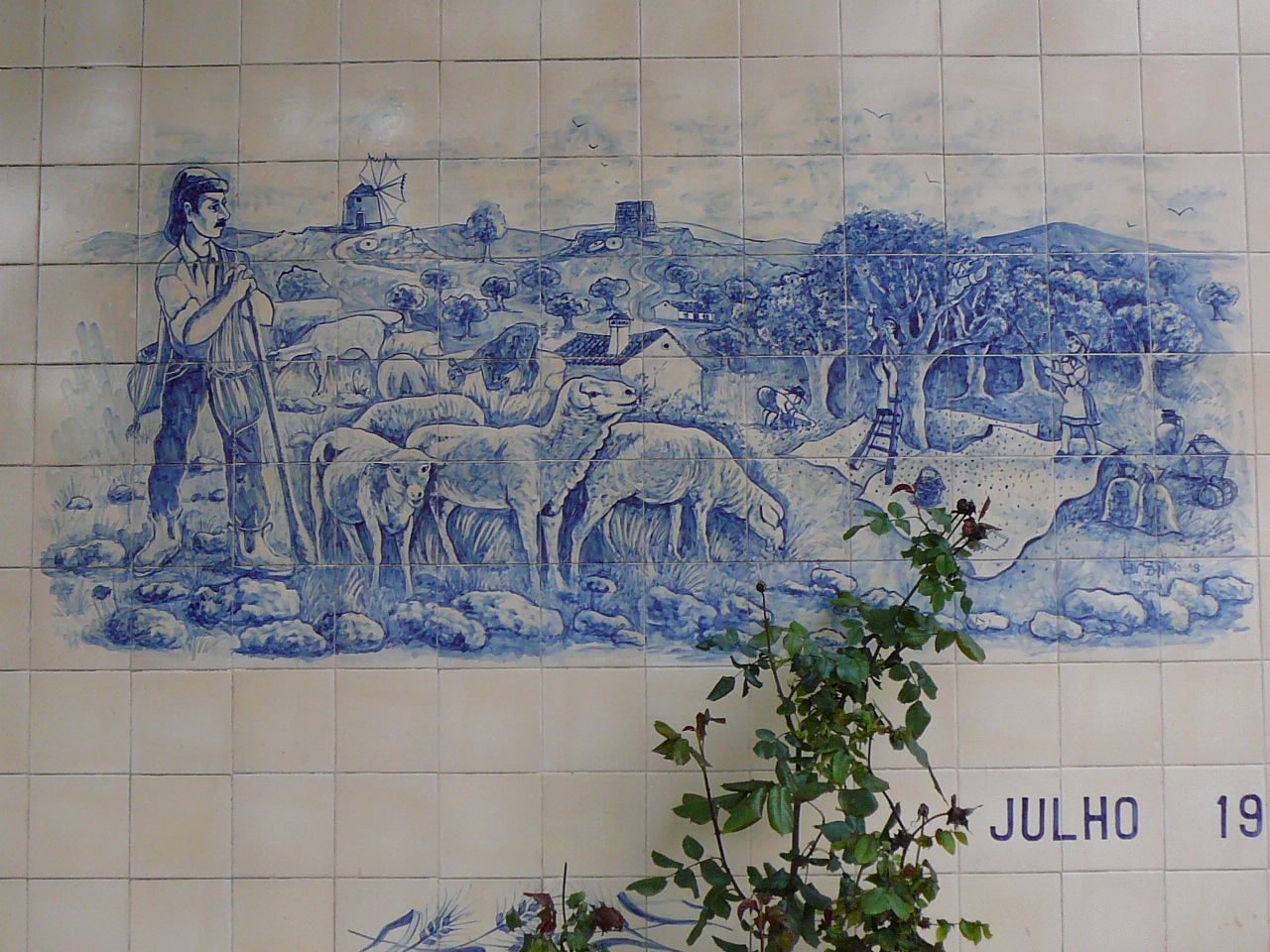 Santarèm - Monsanto Azulejos des métiers 