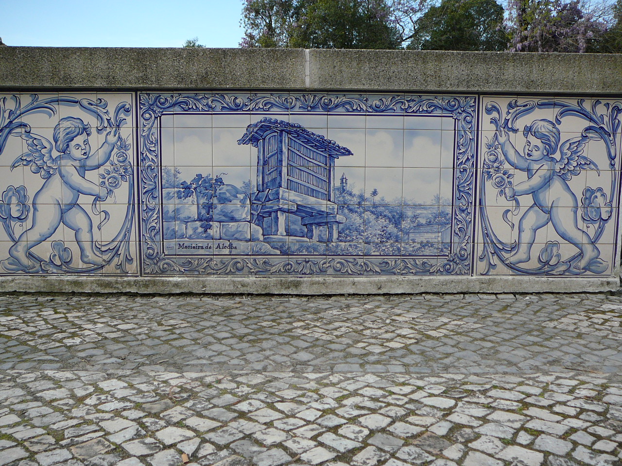 Avelãs de Caminho - Albergaria a Velha Azulejos 