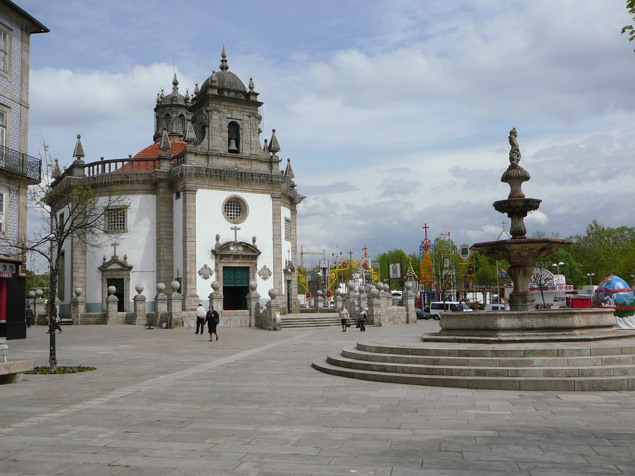 Vilarinho - Barcelos Igreja du Senhor Bom Jesus da Cruz 