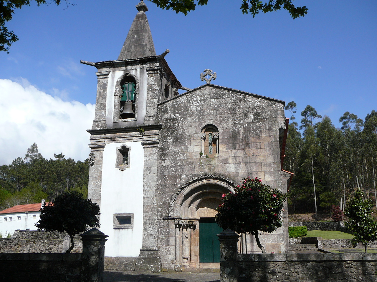 Ponte  de Lima - Rubiães Igreja de São Pedro de Rubiães 