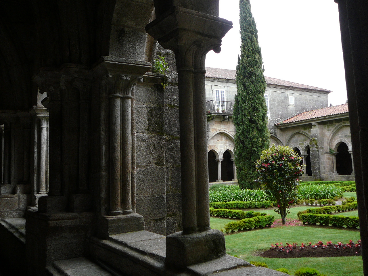 Rubiães - Tuy Le cloître de la cathédrale Santa Maria 