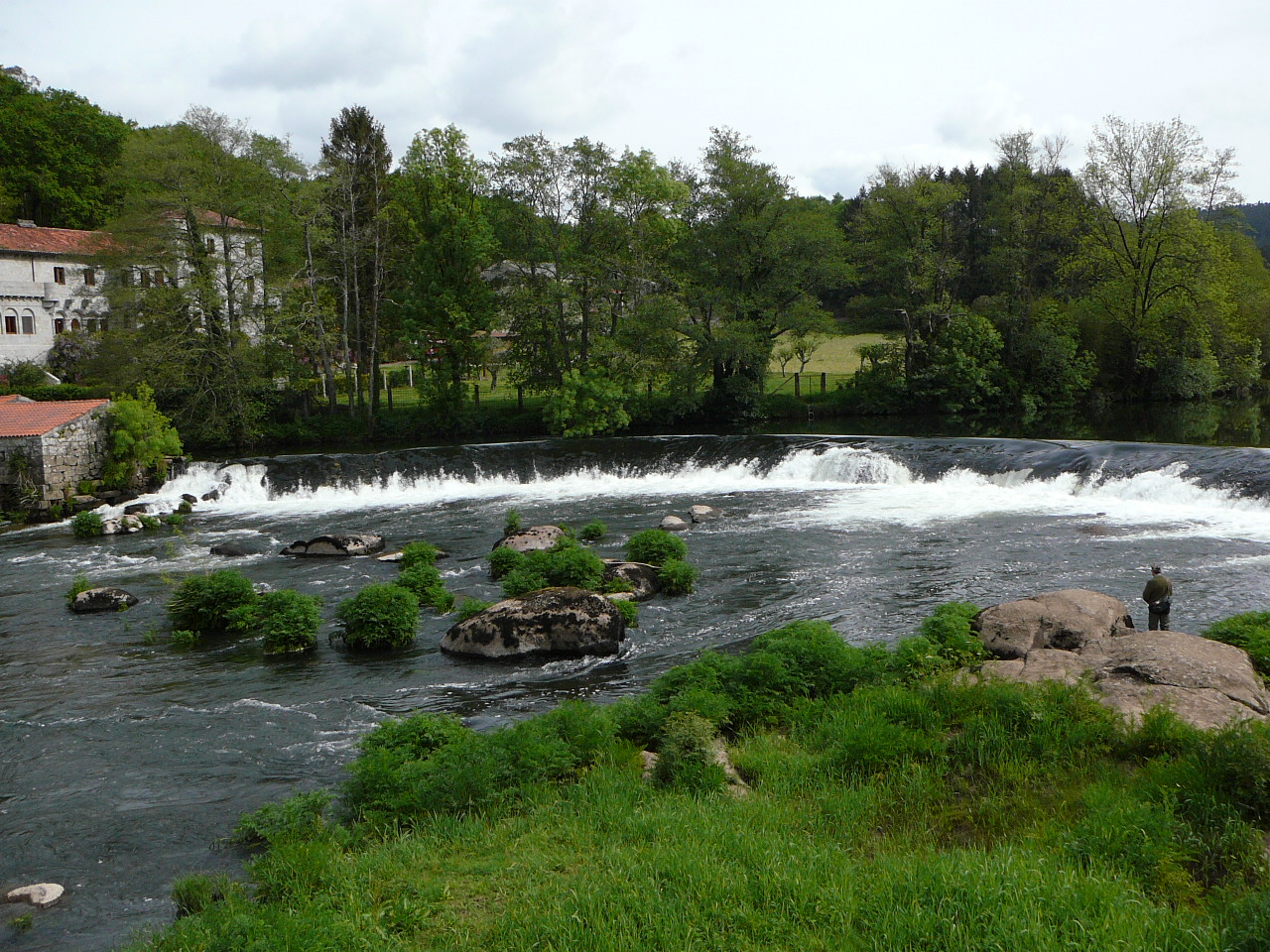 Santiago - Negreira Río Tambre 