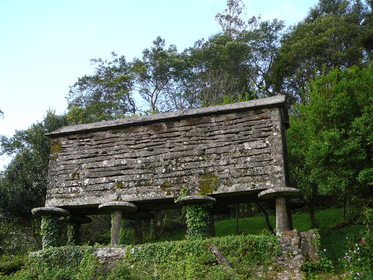 Olveira - Cee Hórreo 